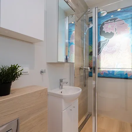 Superapart Naukowa 55 - Nowoczesne Mikrostudio